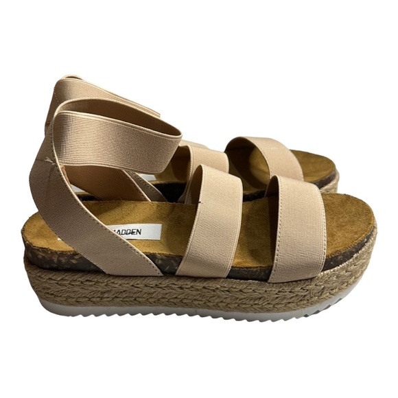 Steve Madden Shoes - Steve Madden Flatform Sandal Size 7M